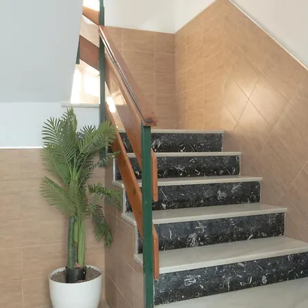 Guest house Avenida *