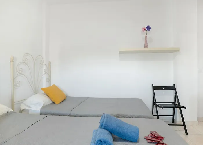 Avenida קוניל דה לה פרונטרה