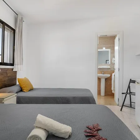 Avenida Gæstehus 3*