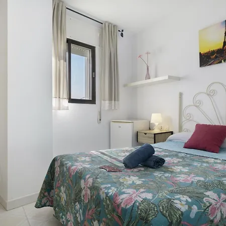 Avenida Gæstehus 3*